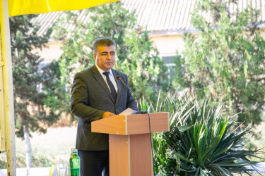 Neftçala Rayon İcra Hakimiyyətinin başçısı Mikayıllı kənd sakinləri ilə səyyar görüş keçirib