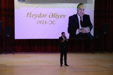 Ulu Öndər Heydər Əliyevin anadan olmasının 102-ci ildönümü münasibətilə "Heydər Əliyevin dövlət quruculuğu siyasəti" mövzusunda konfrans keçirilib