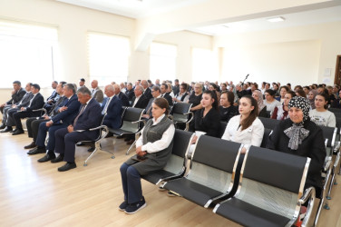 Neftçala Rayon İcra Hakimiyyətinin başçısı Xıllı qəsəbəsinin sakinləri ilə səyyar görüş keçirib