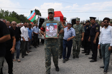 31 il sonra tapılan şəhid Kərimov Yaşar Ələkbər oğlu Neftçalada dəfn olunub