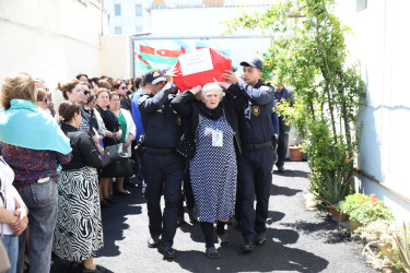 Birinci Qarabağ müharibəsi şəhidi Əliyar Ədalət oğlu Ələkbərov Keşlə Şəhidlər Xiyabanında dəfn olunub