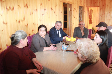 "Qəhrəmanların izi ilə" adlı layihəsi üzrə yaradılan işçi qrupunun növbəti görüşü Xıllı qəsəbəsi və Yeniqışlaq kəndində yaşayan şəhid ailələri ilə olub