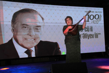 Neftçala rayonunda Ulu Öndər Heydər Əliyevin 100 illik yubileyi ilə əlaqədar möhtəşəm konsert proqramı təşkil olunub