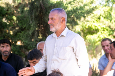 Neftçala Rayon İcra Hakimiyyətinin başçısı Mikayıllı kənd sakinləri ilə səyyar görüş keçirib