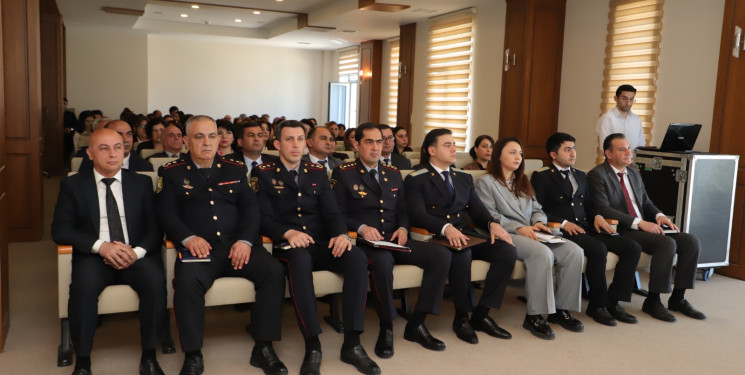 Neftçalada “Ailədaxili zorakılığın qarşısının alınması" və "Uşaqlara sosial təhlükə olduqda valideynlik hüququnun məhdudlaşdırılması və ya valideynlik hüququndan məhrum etmənin hüquqi əsasları" adlı tədbir keçirilib