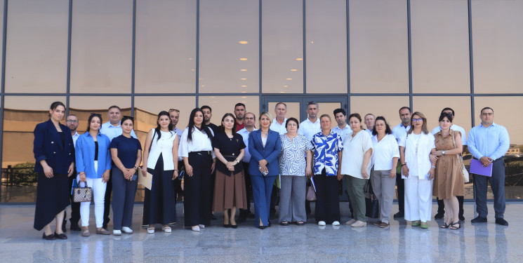 “Yaşıl maliyyə və iqlim risklərinin idarəedilməsi üzrə peşəkar inkişaf proqramı” layihəsi çərçivəsində iqlim riskləri üzrə ilk təlim keçirilib